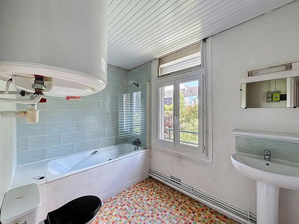 A LOUER Studio non meublé secteur Montaigne BREST - 21m²