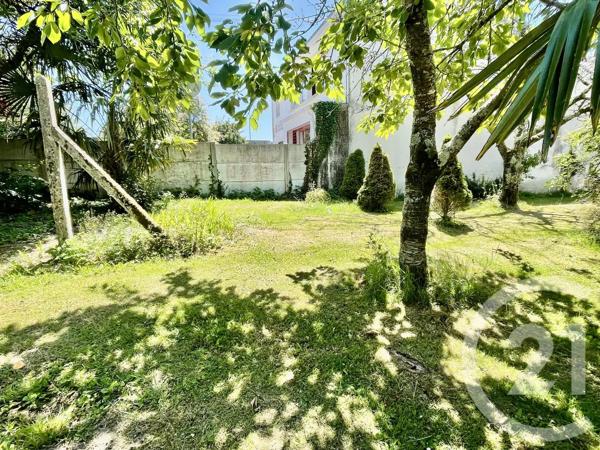 Maison à vendre  4 pièces - 92,33 m 2   VANNES  - 56