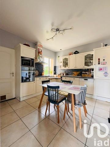 Maison à vendre 4 pièces 125 m² Lamothe-Montravel