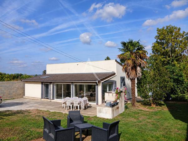 Maison Plain-pied 4 pièce(s) 109 m2