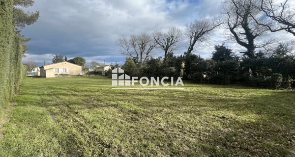 À vendre Terrain 1246 m² - Entraigues-sur-la-sorgue 84320