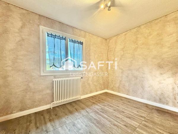 Maison familiale sur sous sol total - Ivry La Bataille