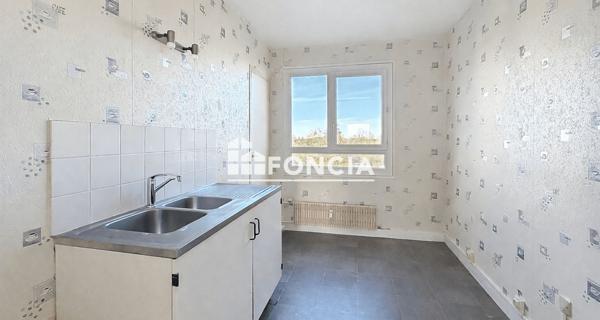 À vendre Appartement 4 pièces 73 m² - Lisieux 14100