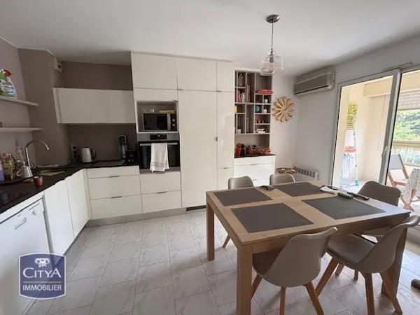 Appartement à vendre 4 pièces 60m² Six-Fours-les-Plages (83140)