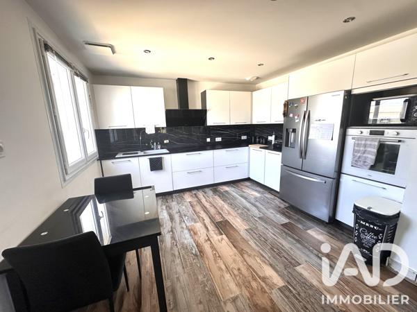 Maison à vendre 5 pièces 147 m² Rodilhan