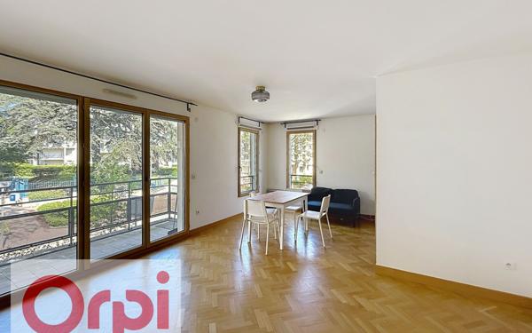 Appartement à vendre    3 pièces • 66 m2 Châtillon