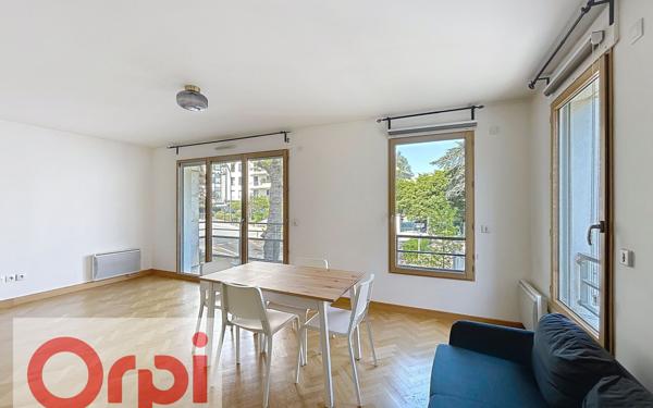 Appartement à vendre    3 pièces • 66 m2 Châtillon