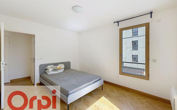 Appartement à vendre    3 pièces • 66 m2 Châtillon