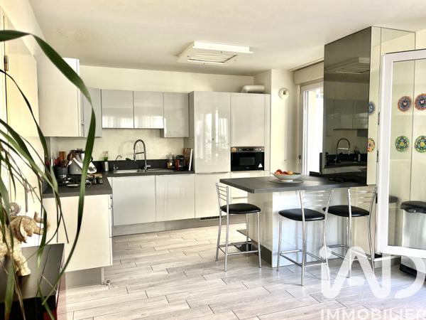 Appartement à vendre 4 pièces 92 m² Ozoir-la-Ferrière
