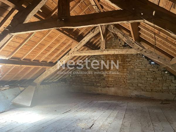 MAISON EN PIERRE À RÉNOVER À VENDRE À SULNIAC CENTRE MORBIHAN