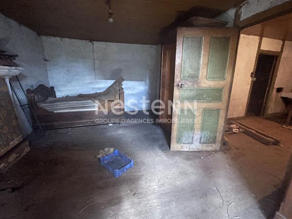 MAISON EN PIERRE À RÉNOVER À VENDRE À SULNIAC CENTRE MORBIHAN