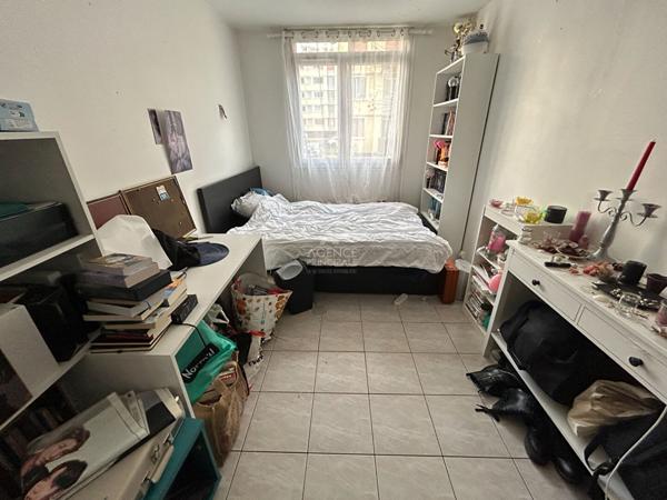 Appartement Poissy 4 pièce(s) 68 m2 199 000 € ** - Référence 9071