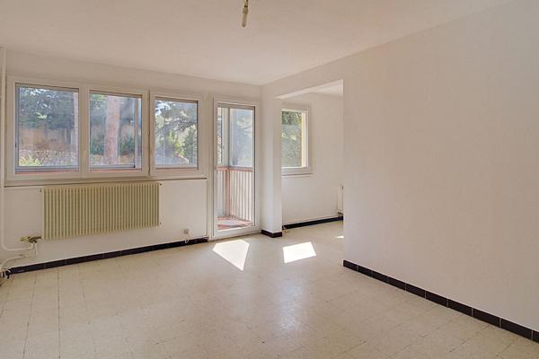 A VENDRE en EXCLUSIVITE à DRAGUIGNAN - Appartement T4 traversant et lumineux - 65m2