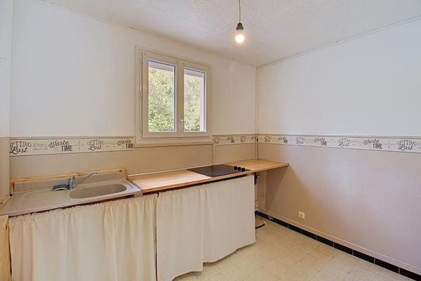 A VENDRE en EXCLUSIVITE à DRAGUIGNAN - Appartement T4 traversant et lumineux - 65m2