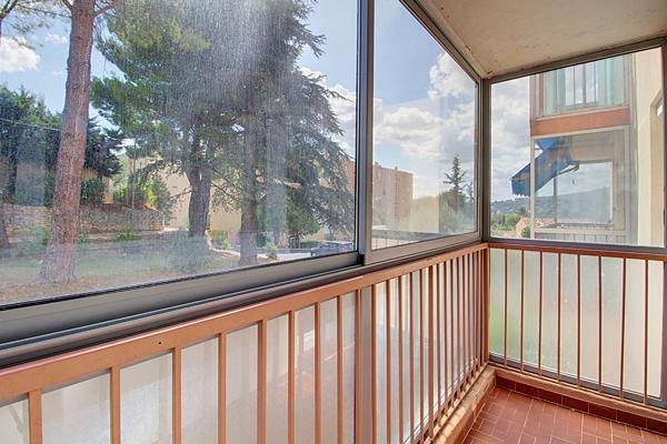 A VENDRE en EXCLUSIVITE à DRAGUIGNAN - Appartement T4 traversant et lumineux - 65m2