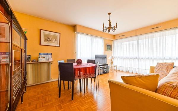 Appartement à vendre    2 pièces • 60,60 m2 Paris 12