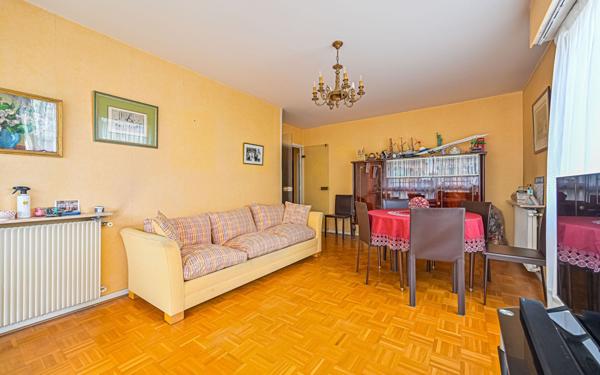 Appartement à vendre    2 pièces • 60,60 m2 Paris 12