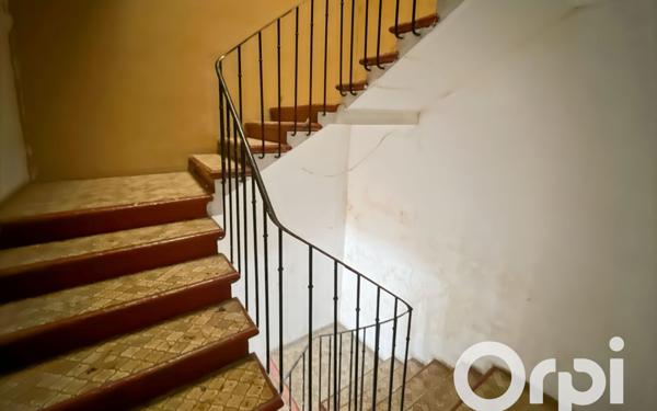 Immeuble à vendre    5 pièces • 121,70 m2 Loriol-sur-Drôme