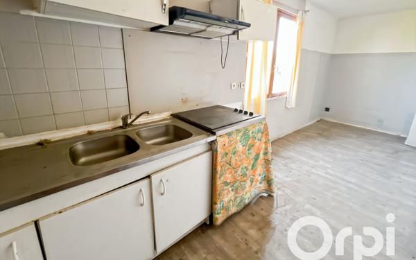 Immeuble à vendre    5 pièces • 121,70 m2 Loriol-sur-Drôme