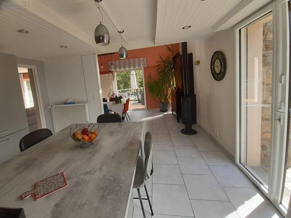 Maison individuelle à vendre à Pontivy dans le Morbihan (56300), ref : 063-440