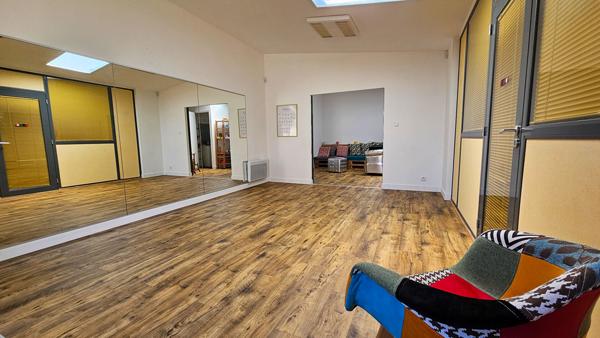Maison familiale Rezé 7 pièces, piscine et grande dépendance ! - L'Agence Locale