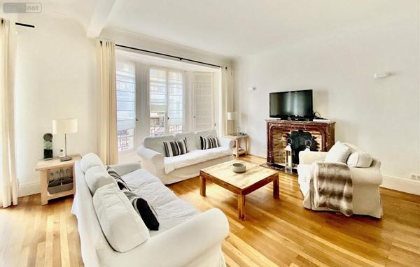 Appartement à vendre à Rennes en Ille-et-Vilaine (35000), ref : 048-V1258S HALLES CENTRALES