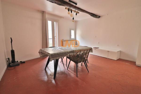 Saint Maximin – Maison de ville rénovée – Terrasse 27m2 – Garage