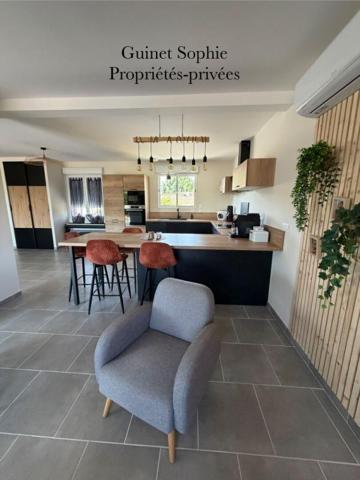 Maison Sainte Hermine 5 pièce(s) 130 m2