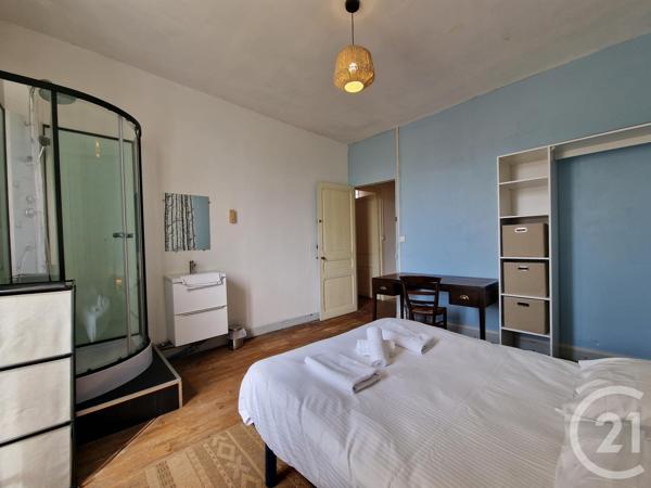 Maison à vendre  5 pièces - 110 m 2   ANGOULEME  - 16