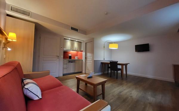 Appartement à vendre    1 pièce • 30,10 m2 Biarritz