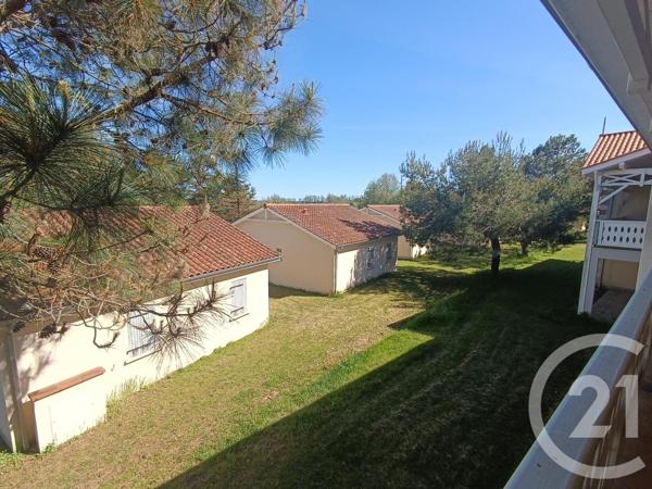 Appartement F3 à vendre  3 pièces - 38,69 m 2   SOULAC SUR MER  - 33