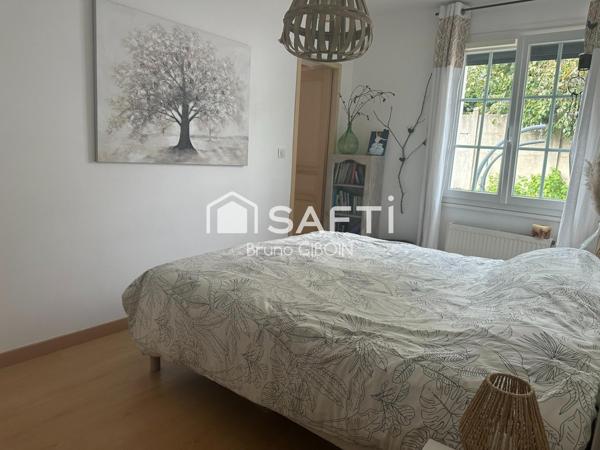 Maison 3 pièces 82 m², 2 chambres, terrasse, terrain.