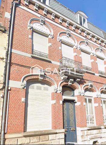 MAISON DE VILLE