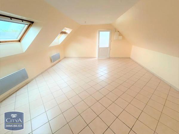 Appartement à louer 2 pièces 42.89m² Toulis-et-Attencourt (02250)