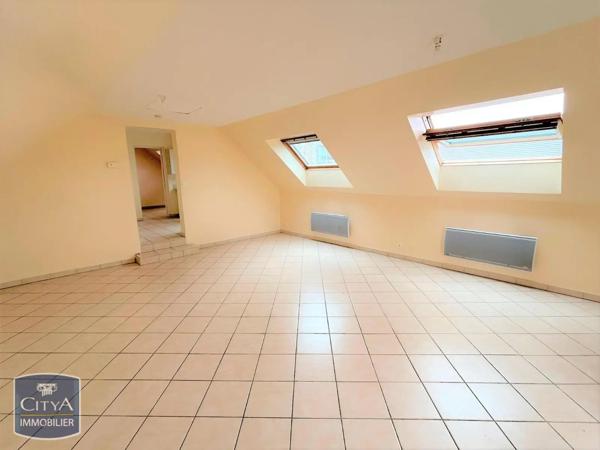 Appartement à louer 2 pièces 42.89m² Toulis-et-Attencourt (02250)