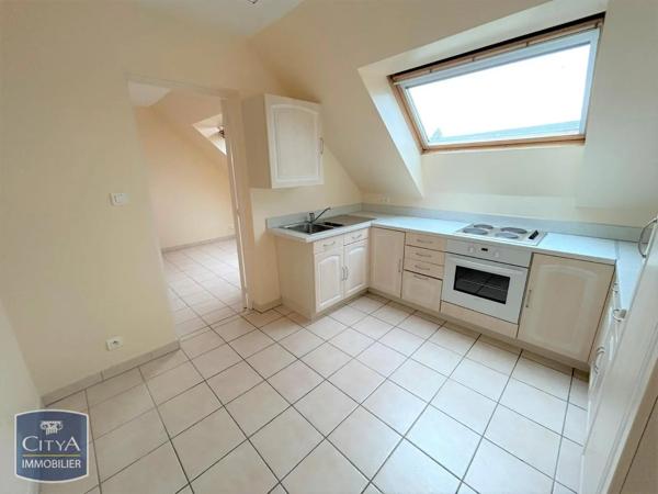 Appartement à louer 2 pièces 42.89m² Toulis-et-Attencourt (02250)