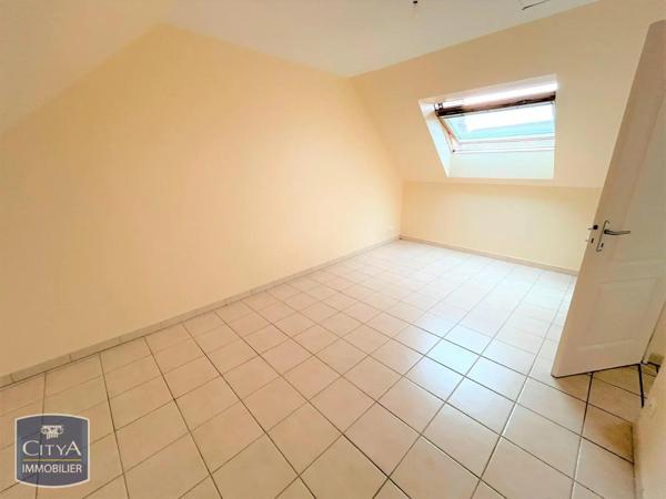 Appartement à louer 2 pièces 42.89m² Toulis-et-Attencourt (02250)