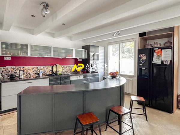 Sartrouville - Union - Maison 6 pièces 141.50 m2 €598 500 ** - Référence 9513