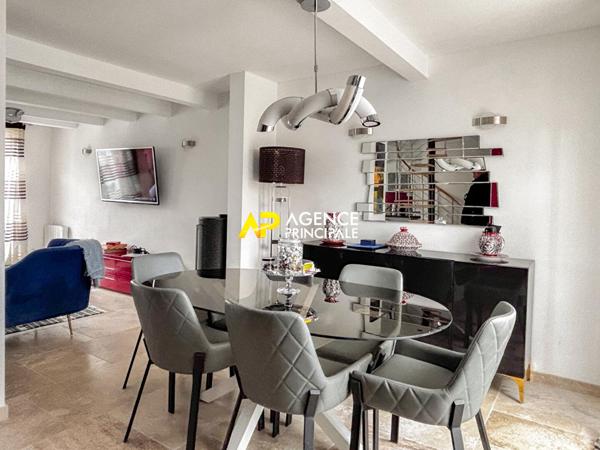 Sartrouville - Union - Maison 6 pièces 141.50 m2 €598 500 ** - Référence 9513