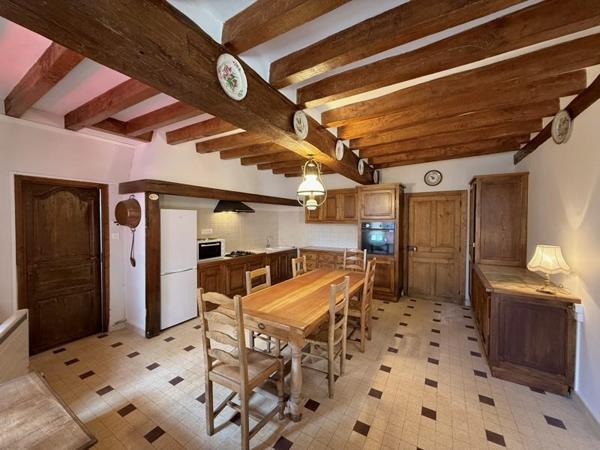 Maison à vendre |  Gièvres |  6 pièces | 140 m²