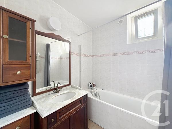 Appartement F3 à vendre  3 pièces - 53 m2 LE RAINCY - 93