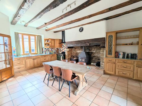Maison à vendre à Saint-Yrieix-la-Perche (87500) - Haute-Vienne