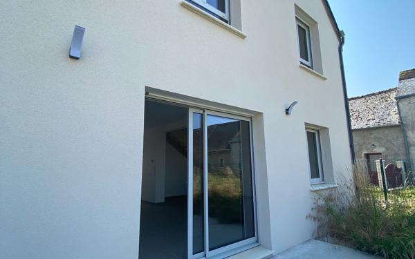 Maison à louer    5 pièces •  Esvres