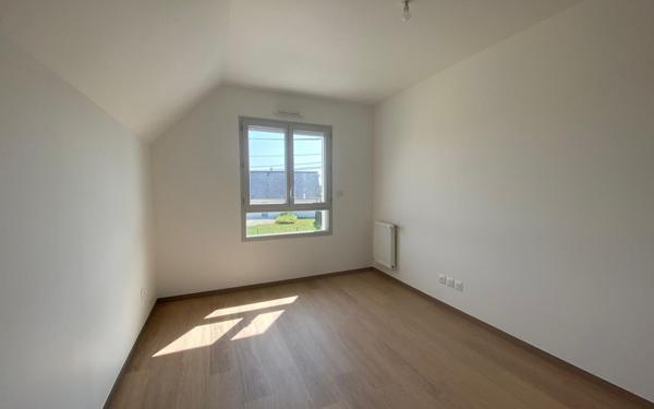 Maison à louer    5 pièces •  Esvres