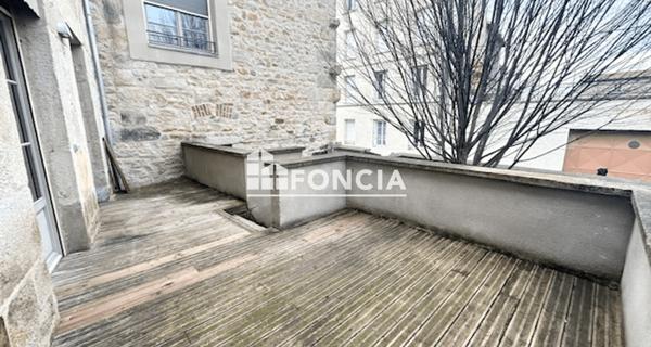 Location Appartement 4 pièces 88.8 m² - Saint-étienne 42000