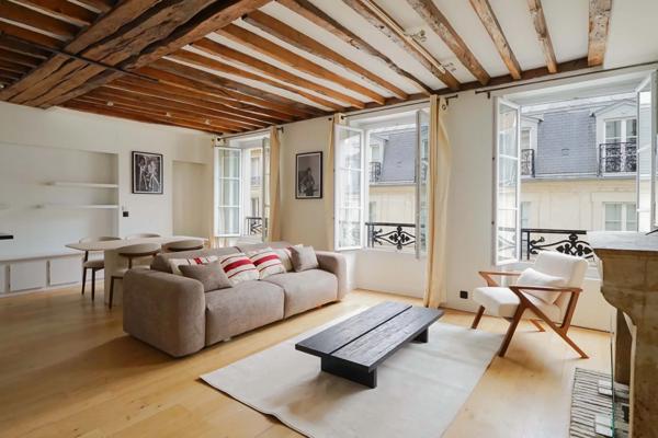Appartement Paris 7e - RUE DU BAC