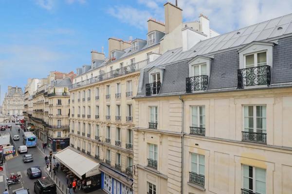 Appartement Paris 7e - RUE DU BAC