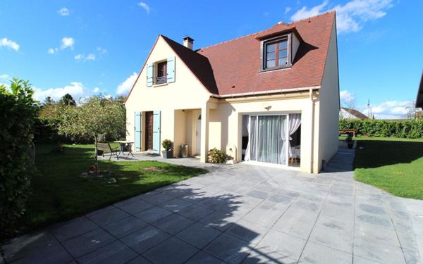 Maison à vendre    5 pièces •  Jouy-le-Châtel