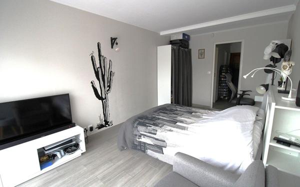 Maison à vendre    5 pièces •  Jouy-le-Châtel