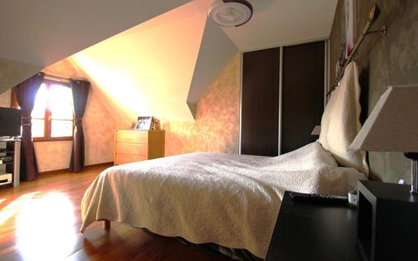 Maison à vendre    5 pièces •  Jouy-le-Châtel